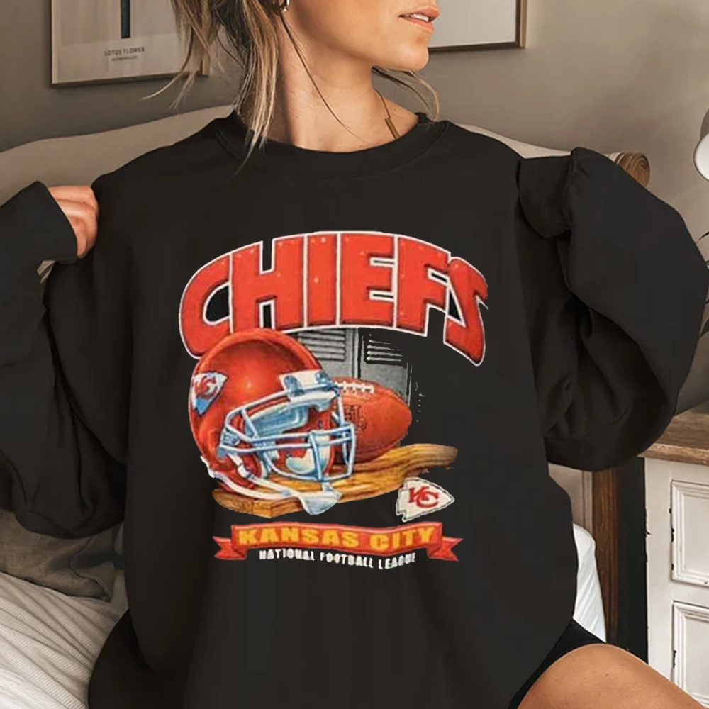 Kansas City Chiefs Retro Football Crewneck Sweatshirt